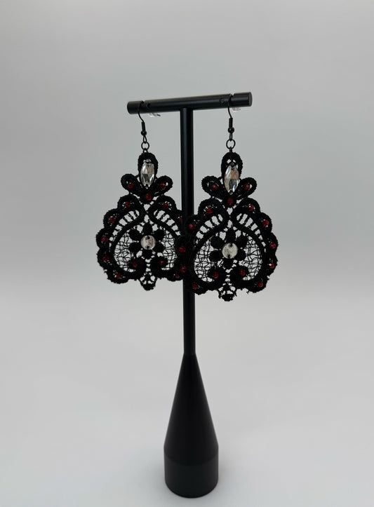 ISOLDE LACE EARRINGS