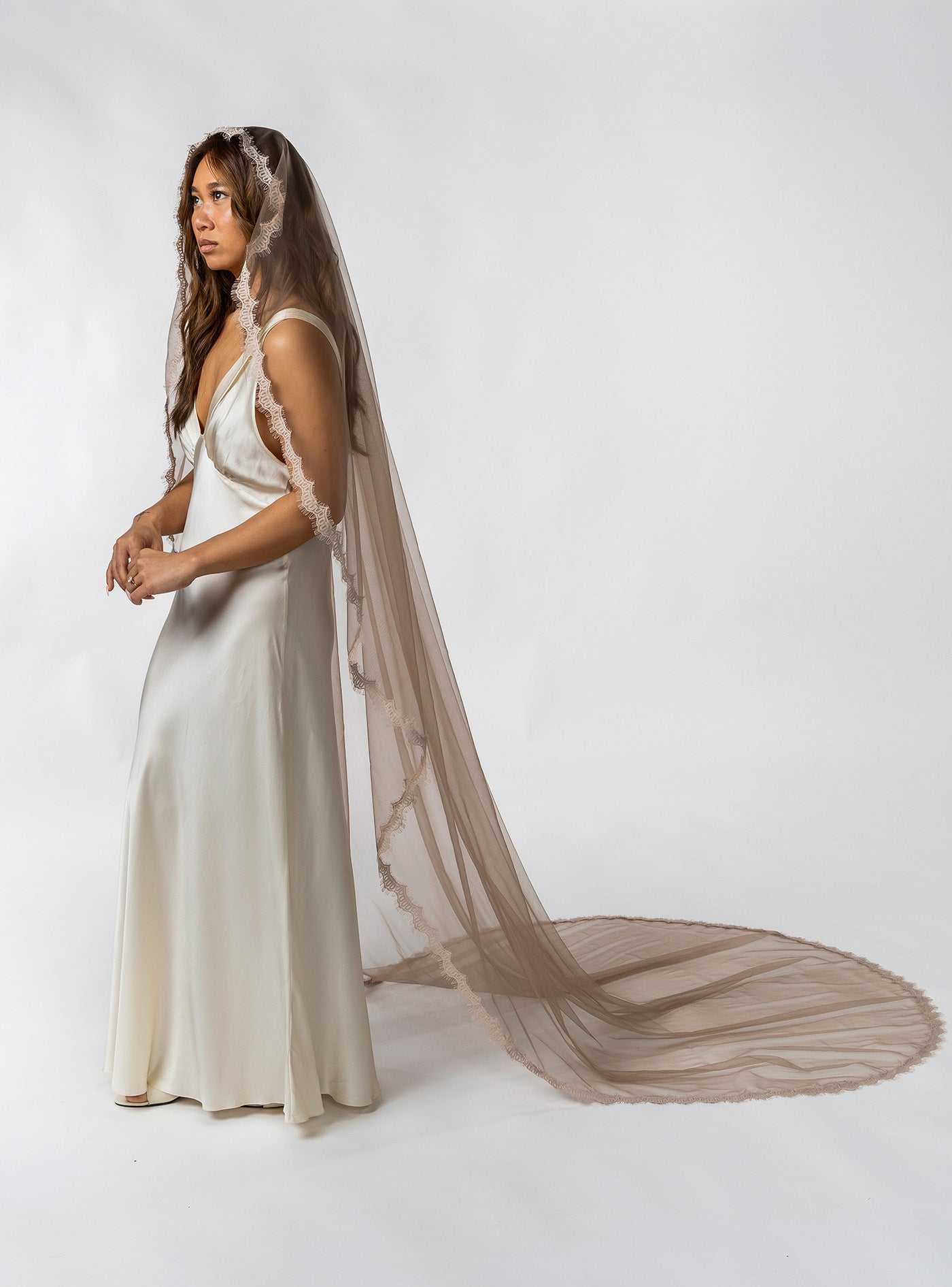 Elena Mantilla Veil Percacciolo Collection