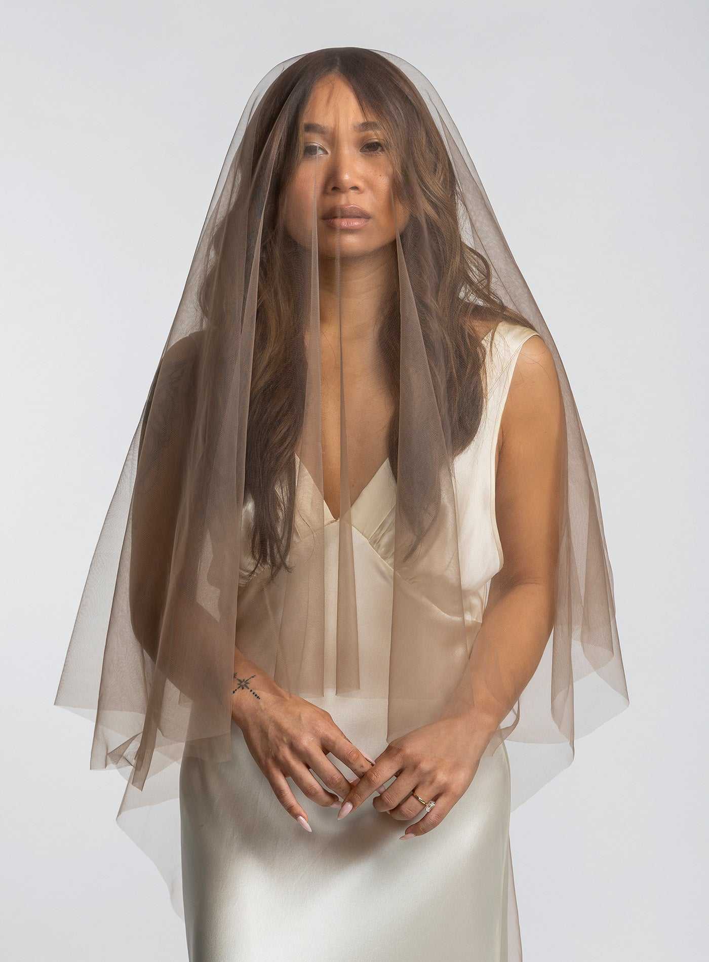 Sienna Veil Percacciolo Collection
