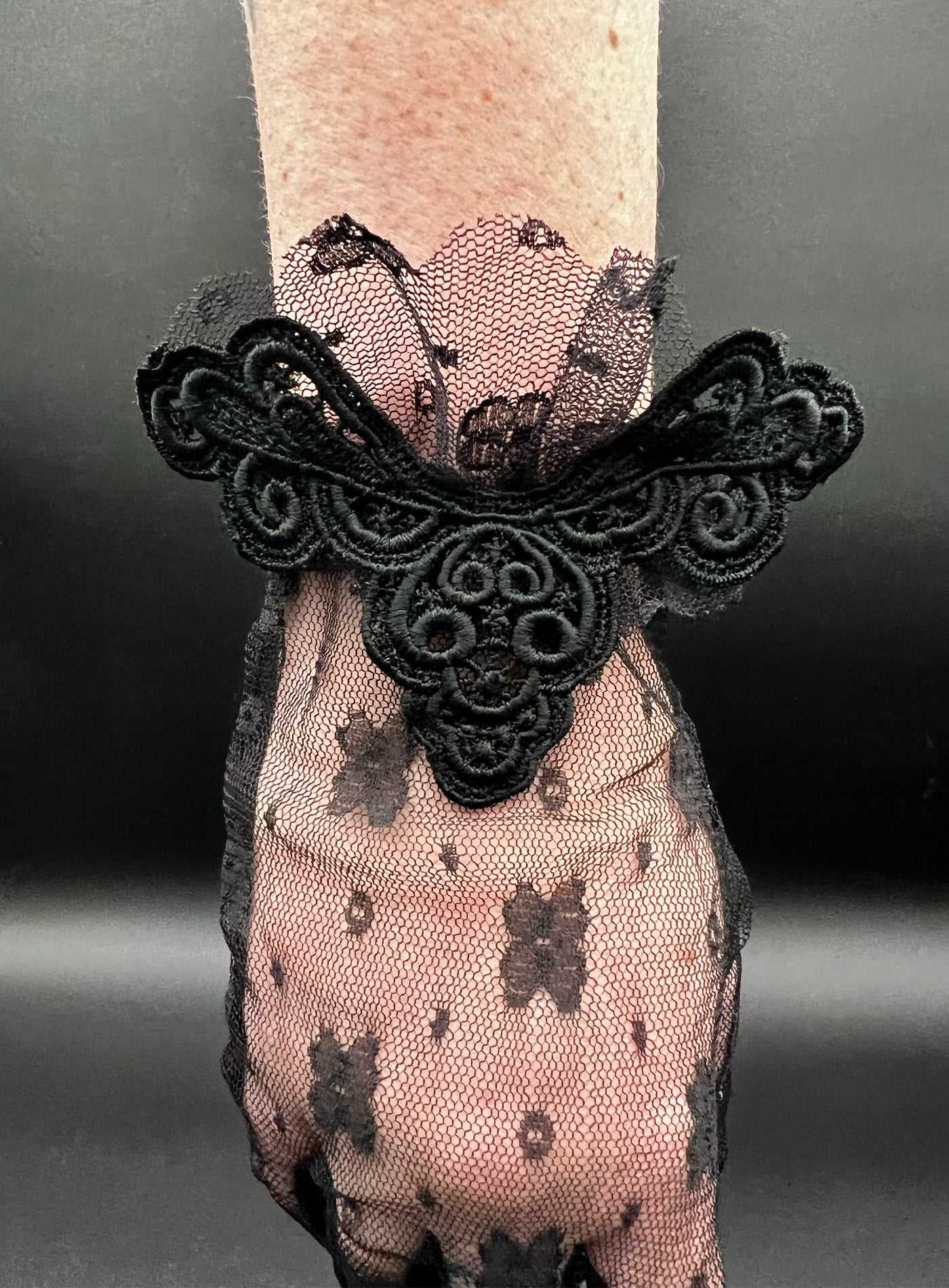 Tessa Glove Percacciolo Collection